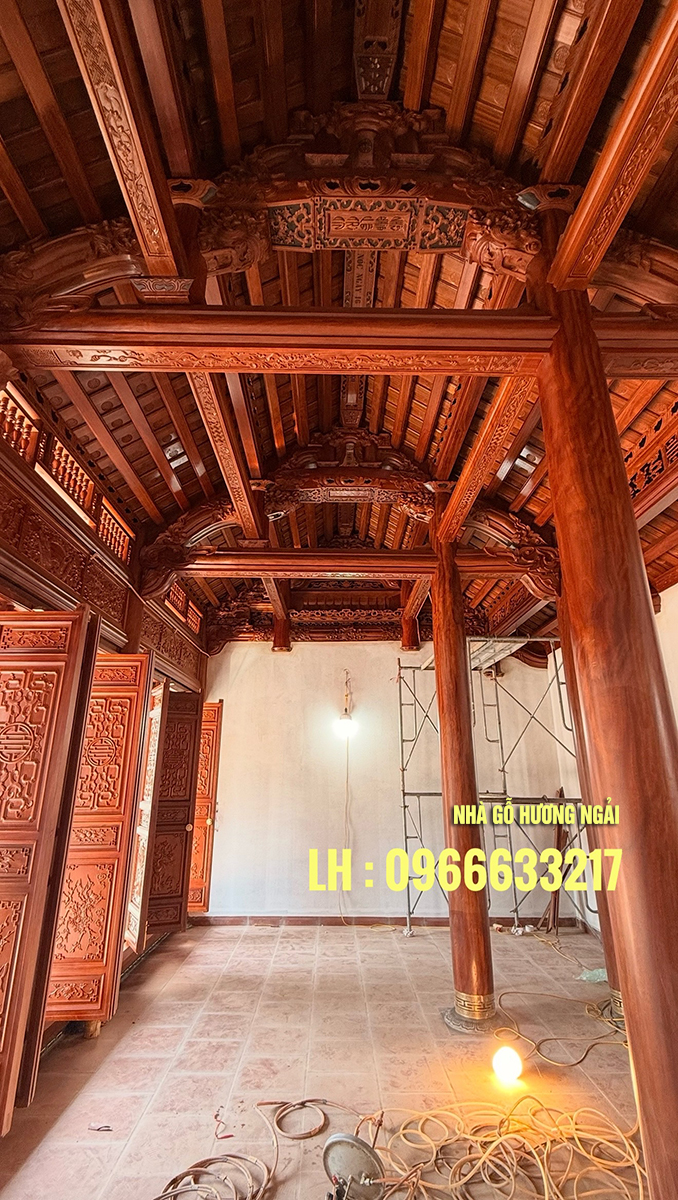Nhà gỗ 3 gian 12 cột