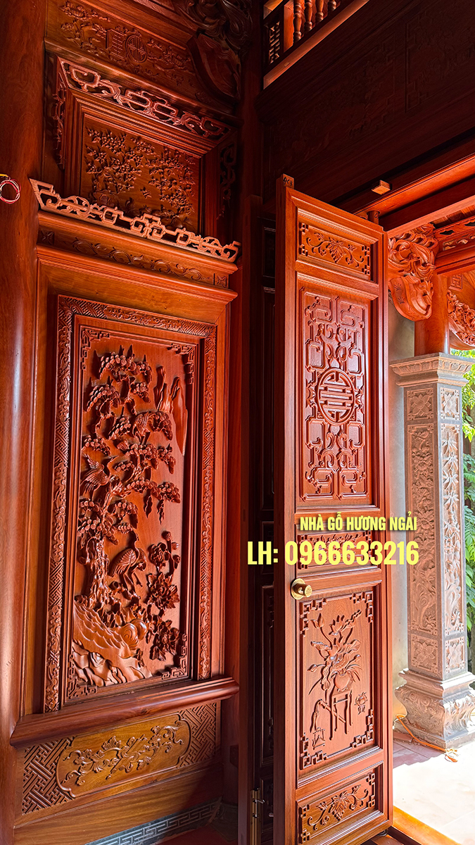 Nhà gỗ lim 3 gian 22 cột