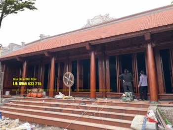 Nhà gỗ 5 gian hiên thông 26 cột